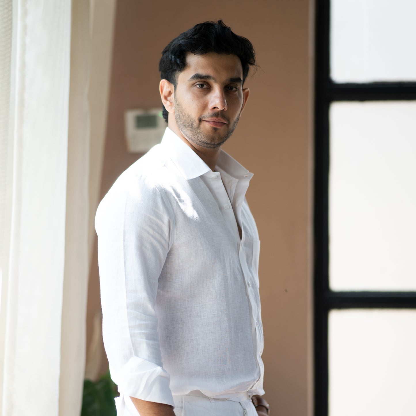 Linen Shirt – White